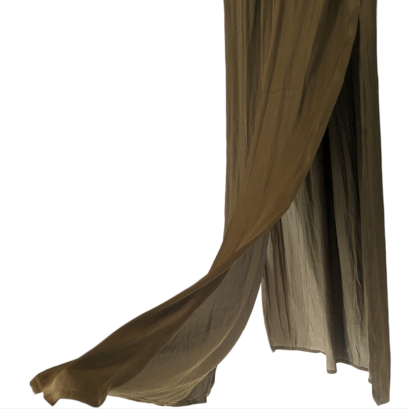 Neutral tone flowy olive maxi skirt with side slits and stretchy waist - Picture 3 of 6